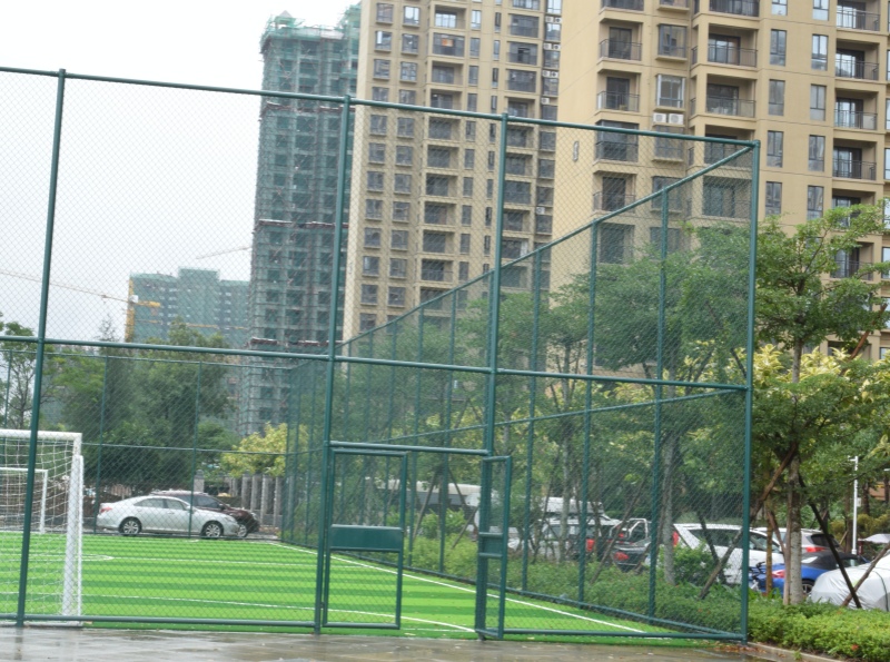 校园体育场地环保改造：碳足迹评估与绿色建材认证实操案例